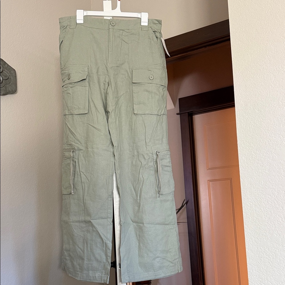 Women's Green Cargo Pants